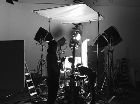 Location materiel éclairage film